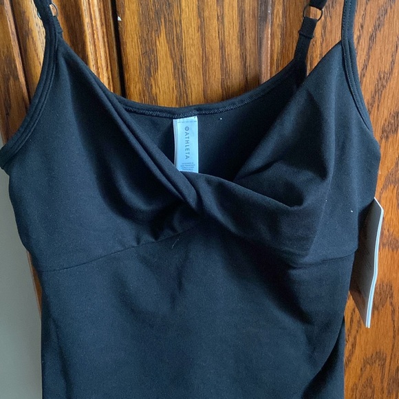 Athlete black cami - Picture 2 of 3